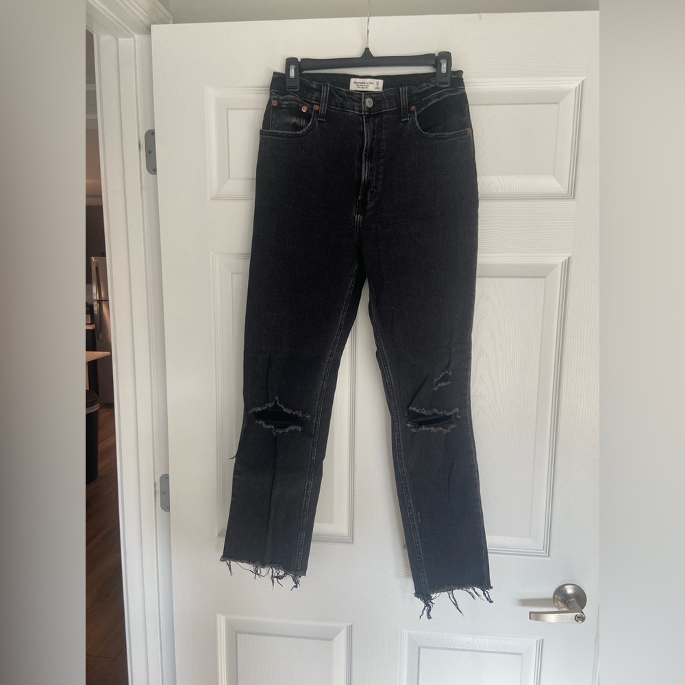 Abercrombie & Fitch Ultra High Rise Ankle Straight - 27